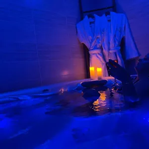Insolite Romantique Intérieur Privé Premium Inclus Le Vigan (Lot)