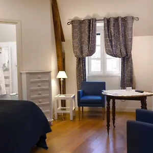 3* Hotel Le Vieux Pont