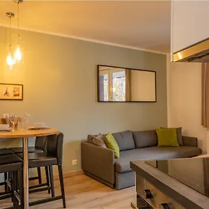 https://apartment-lognan.hotels-rhonealpes.com